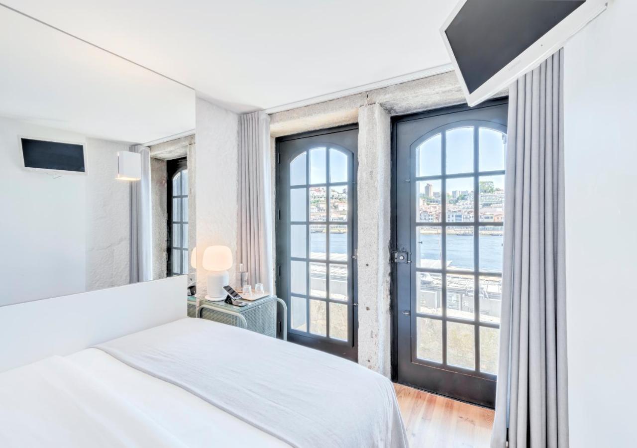 Oporto Street Fonte Taurina - Riverfront Suites (Adults Only) Exterior photo